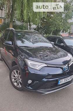 Позашляховик / Кросовер Toyota RAV4 2016 в Києві