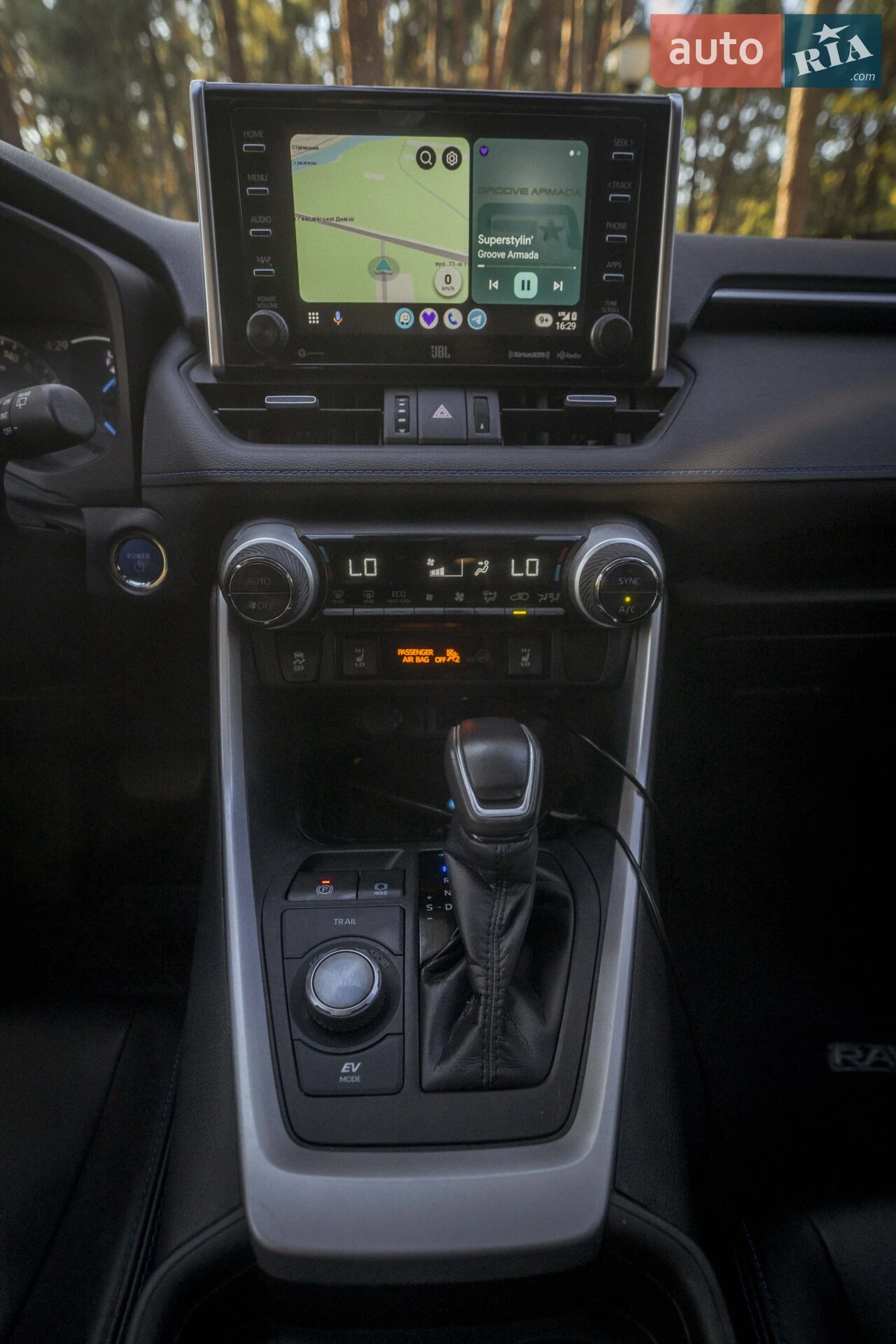 2020 Toyota RAV 4 - мініатюра 16