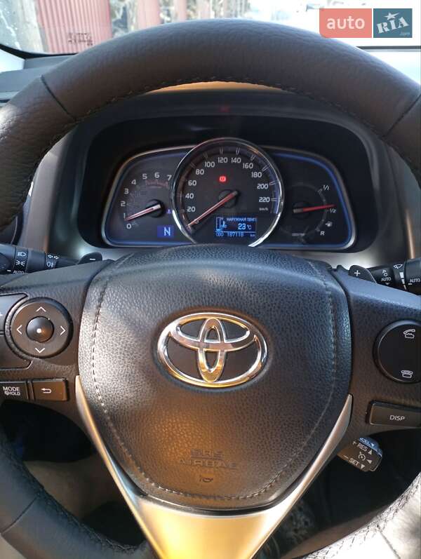 Внедорожник / Кроссовер Toyota RAV4 2015 в Ровно фото 13 Внедорожник / Кроссовер Toyota RAV4 2015 в Ровно