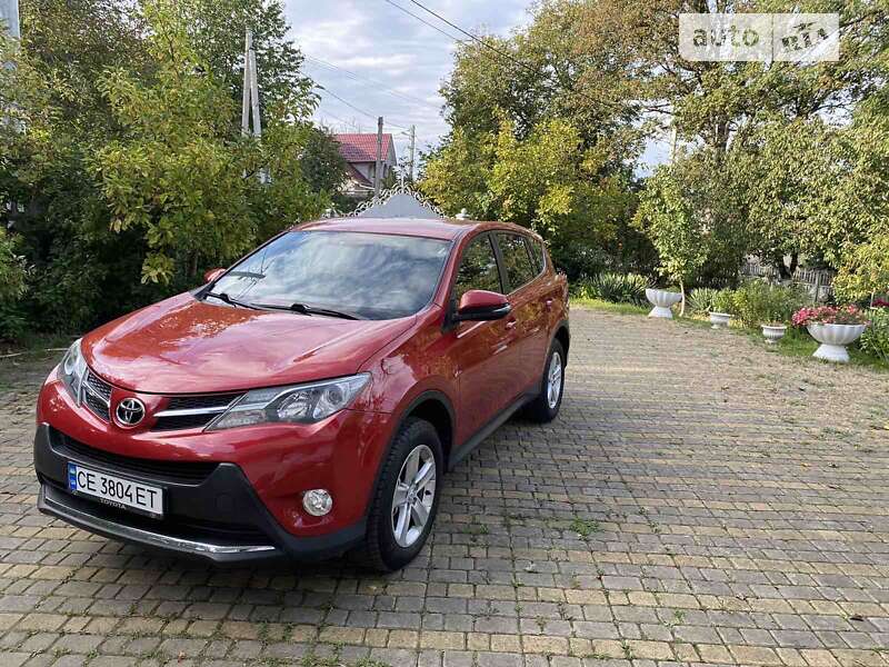 Внедорожник / Кроссовер Toyota RAV4 2013 в Черновцах