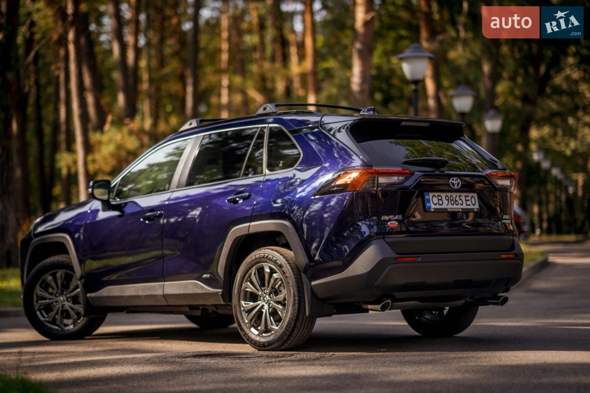 2022 Toyota RAV 4 - мініатюра 10