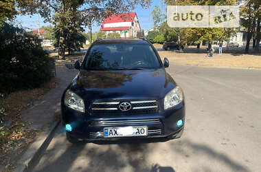 Позашляховик / Кросовер Toyota RAV4 2006 в Харкові