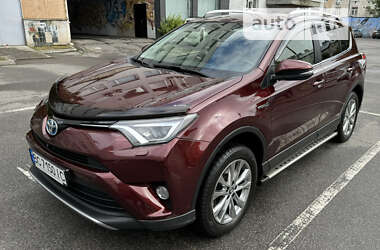 Позашляховик / Кросовер Toyota RAV4 2017 в Львові