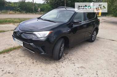 Внедорожник / Кроссовер Toyota RAV4 2018 в Ладыжине