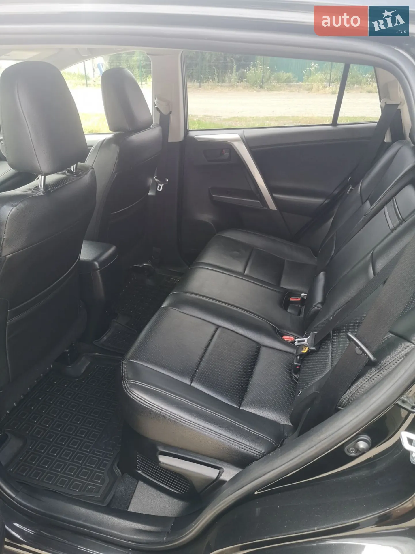 2018 Toyota RAV 4 - мініатюра 10