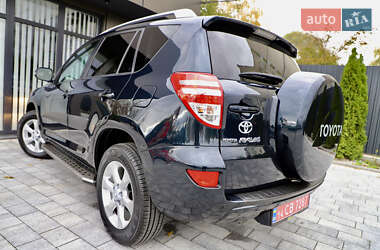 Внедорожник / Кроссовер Toyota RAV4 2011 в Дрогобыче