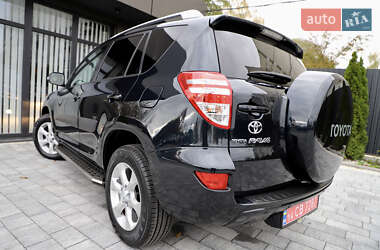 Внедорожник / Кроссовер Toyota RAV4 2011 в Дрогобыче