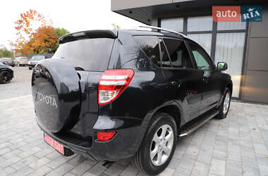 Внедорожник / Кроссовер Toyota RAV4 2011 в Дрогобыче