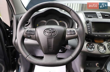 Внедорожник / Кроссовер Toyota RAV4 2011 в Дрогобыче