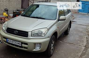 Внедорожник / Кроссовер Toyota RAV4 2001 в Харькове