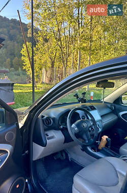 Внедорожник / Кроссовер Toyota RAV4 2008 в 