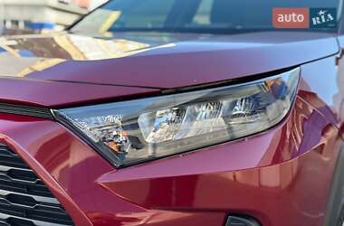 Внедорожник / Кроссовер Toyota RAV4 2020 в Одессе