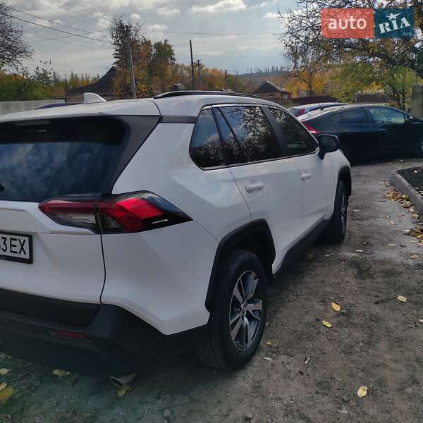 Позашляховик / Кросовер Toyota RAV4 2019 в Кропивницькому фото 5 Позашляховик / Кросовер Toyota RAV4 2019 в Кропивницькому