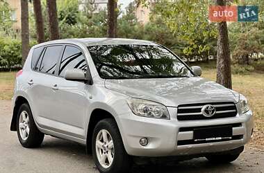 Внедорожник / Кроссовер Toyota RAV4 2007 в Киеве