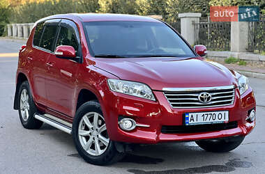 Внедорожник / Кроссовер Toyota RAV4 2010 в Умани