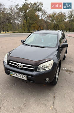 Внедорожник / Кроссовер Toyota RAV4 2008 в Кропивницком