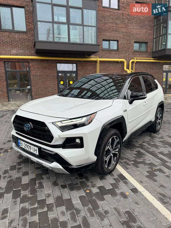 Toyota RAV4 2023