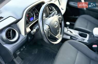 Позашляховик / Кросовер Toyota RAV4 2015 в Калуші