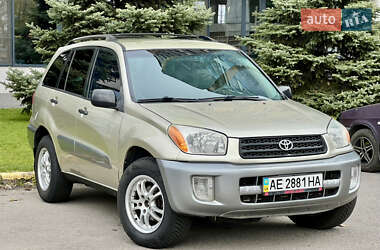 Внедорожник / Кроссовер Toyota RAV4 2002 в Днепре