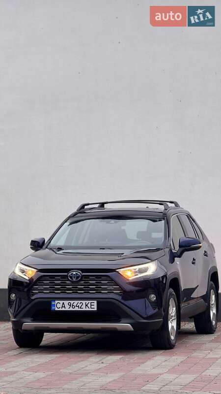 Внедорожник / Кроссовер Toyota RAV4 2021 в Умани фото 6 Внедорожник / Кроссовер Toyota RAV4 2021 в Умани