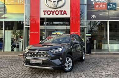 Позашляховик / Кросовер Toyota RAV4 2020 в Кривому Розі