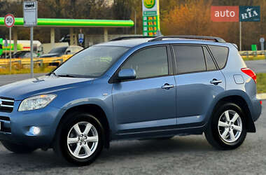 Внедорожник / Кроссовер Toyota RAV4 2009 в Марьинке