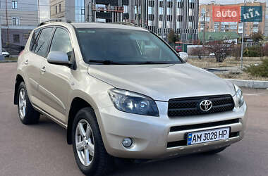 Позашляховик / Кросовер Toyota RAV4 2006 в Житомирі