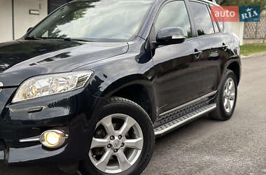 Внедорожник / Кроссовер Toyota RAV4 2011 в Ровно