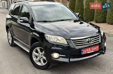 Внедорожник / Кроссовер Toyota RAV4 2011 в Ровно