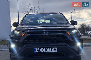 Позашляховик / Кросовер Toyota RAV4 2021 в Дніпрі