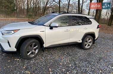 Позашляховик / Кросовер Toyota RAV4 2021 в Самборі