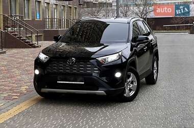 Внедорожник / Кроссовер Toyota RAV4 2021 в Одессе