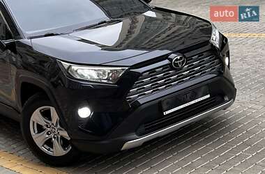 Внедорожник / Кроссовер Toyota RAV4 2021 в Одессе