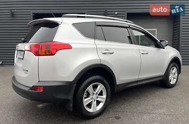 Внедорожник / Кроссовер Toyota RAV4 2013 в Харькове