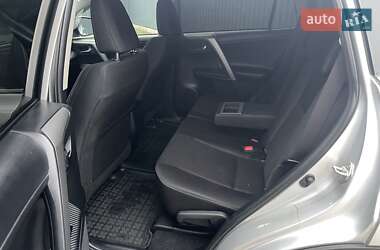 Внедорожник / Кроссовер Toyota RAV4 2013 в Харькове