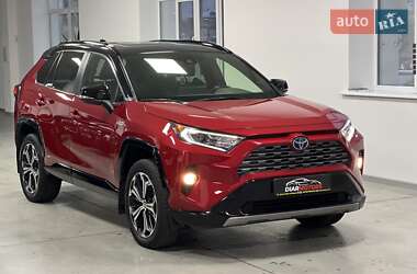 Позашляховик / Кросовер Toyota RAV4 2021 в Полтаві