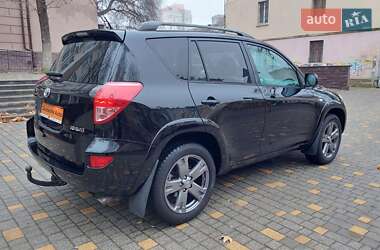 Позашляховик / Кросовер Toyota RAV4 2006 в 