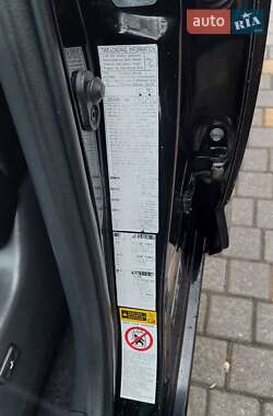 Позашляховик / Кросовер Toyota RAV4 2006 в 