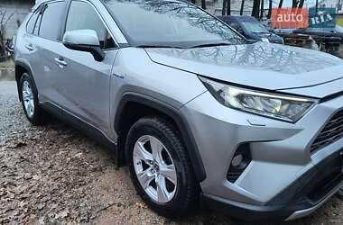 Позашляховик / Кросовер Toyota RAV4 2021 в Житомирі