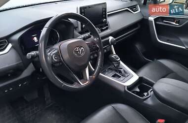 Позашляховик / Кросовер Toyota RAV4 2021 в Житомирі