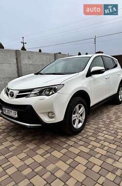 Внедорожник / Кроссовер Toyota RAV4 2014 в Днепре