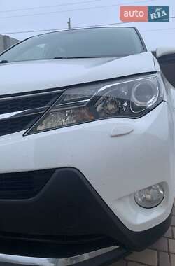 Внедорожник / Кроссовер Toyota RAV4 2014 в Днепре