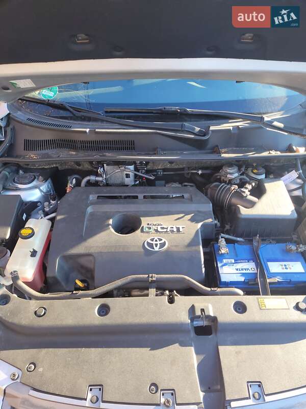 Позашляховик / Кросовер Toyota RAV4 2011 в Києві