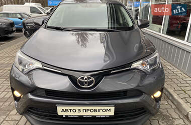 Внедорожник / Кроссовер Toyota RAV4 2018 в Черкассах