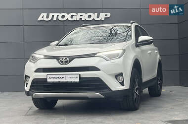 Внедорожник / Кроссовер Toyota RAV4 2016 в Одессе