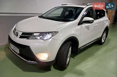 Позашляховик / Кросовер Toyota RAV4 2014 в Броварах