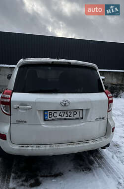 Внедорожник / Кроссовер Toyota RAV4 2012 в Львове