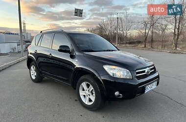 Позашляховик / Кросовер Toyota RAV4 2008 в Кривому Розі