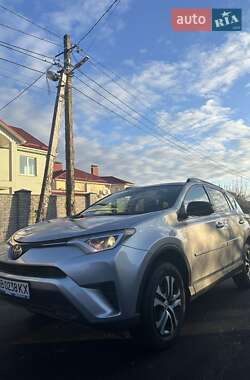 Позашляховик / Кросовер Toyota RAV4 2017 в Вінниці