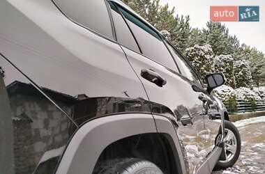 Позашляховик / Кросовер Toyota RAV4 2022 в Рівному